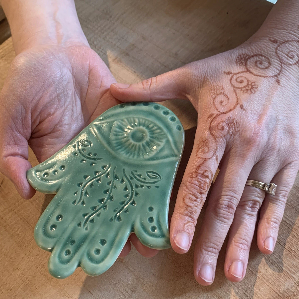 Hamsa wall hanging – Fern Street Pottery